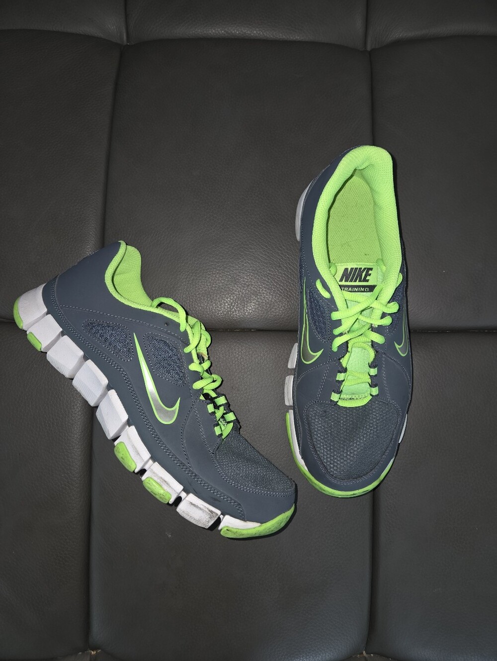 Nike Flex Show TR Men's Training Shoes Size 8.5 Grey Neon Green Like New
